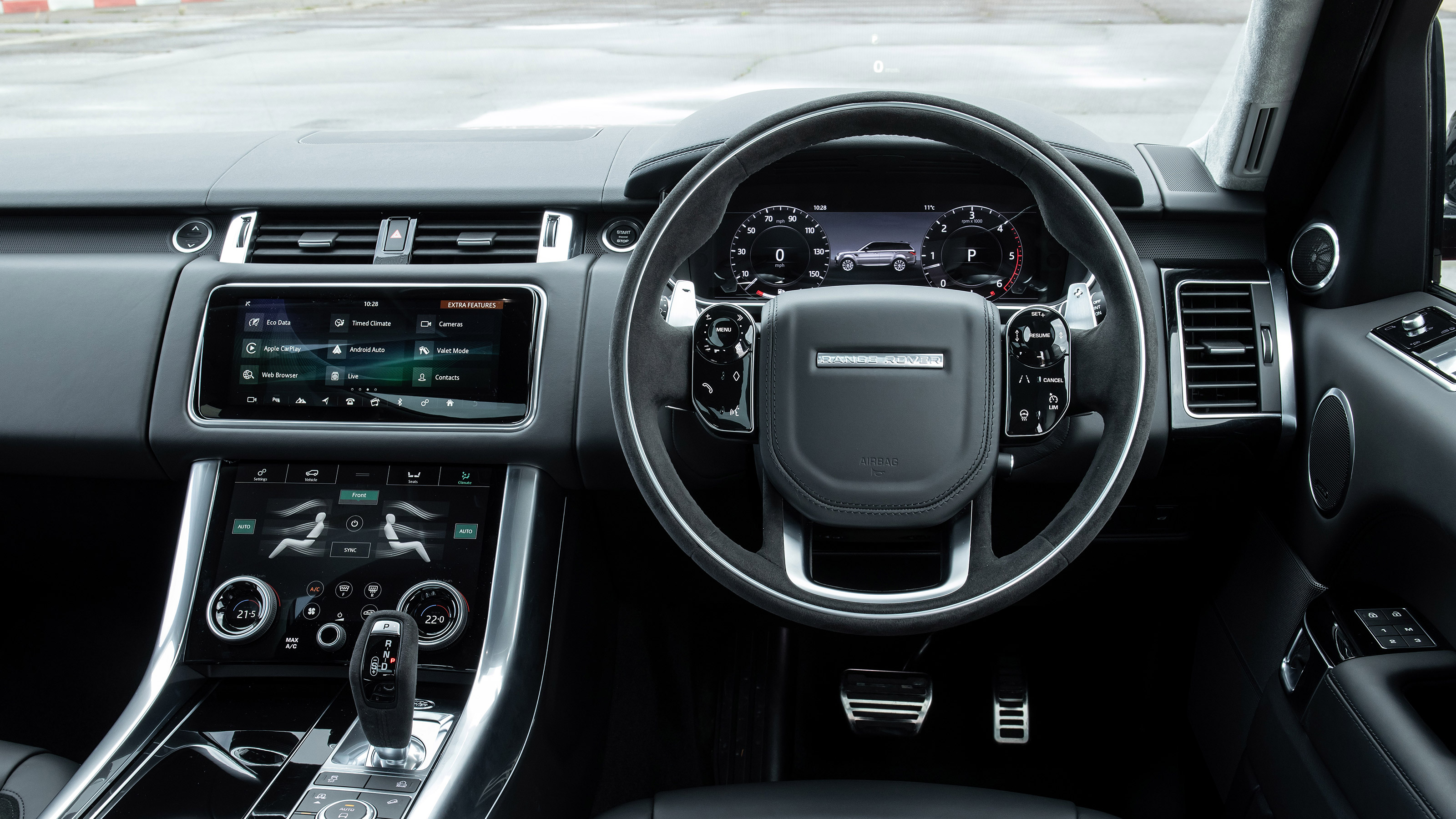 Range Rover Sport interior and tech evo